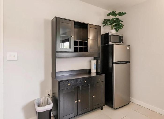 Fort Myers Coastal Retreat