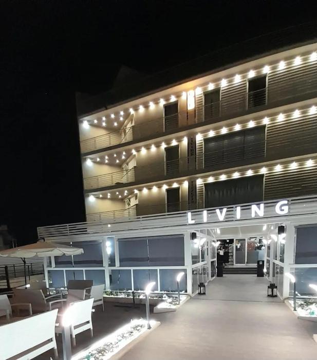 Hotel Living