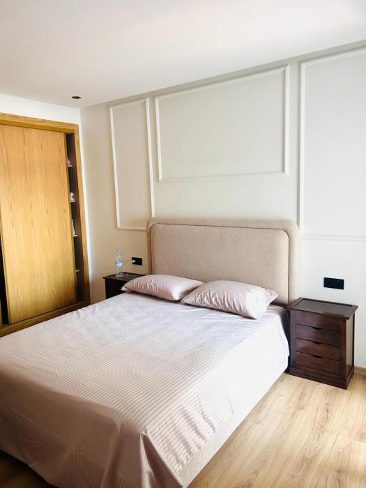 City center, desirable area, cozy apartment, with everything withing walking distance