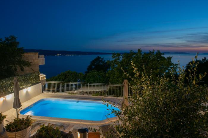 Villa Ole Mediterranean Stone Villa with Pool