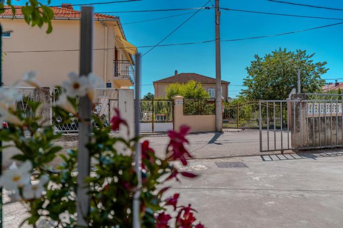 Apartment Fain - private parking