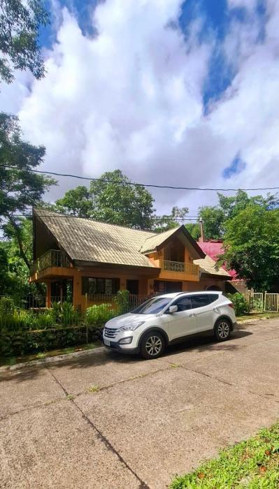 Riverside Staycation house near Kamay ni Hesus