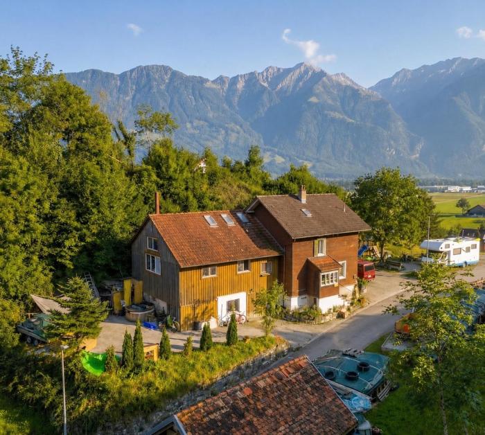 Private Room in an old Farmhouse near Vaduz