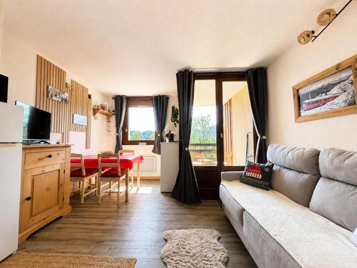 Résidence Les Adrelles - STUDIO DE CHARME VUE MONT CHARVIN MAE-4781