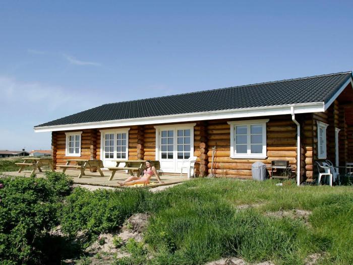5 star holiday home in Frøstrup