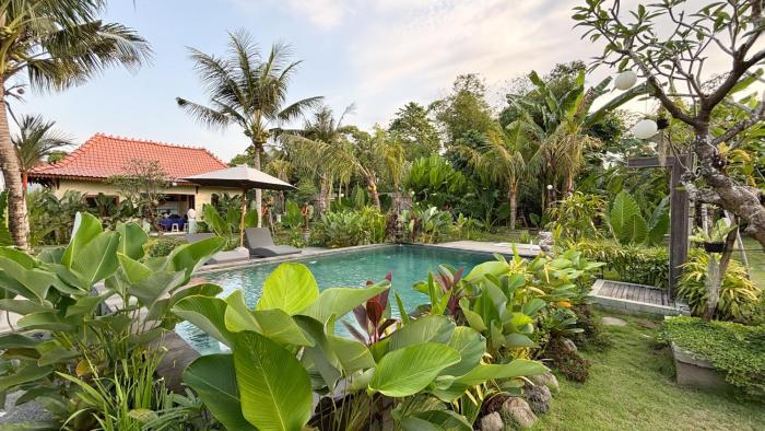 Laksmi Viridis Villas with Bathtub and Sharing Pool
