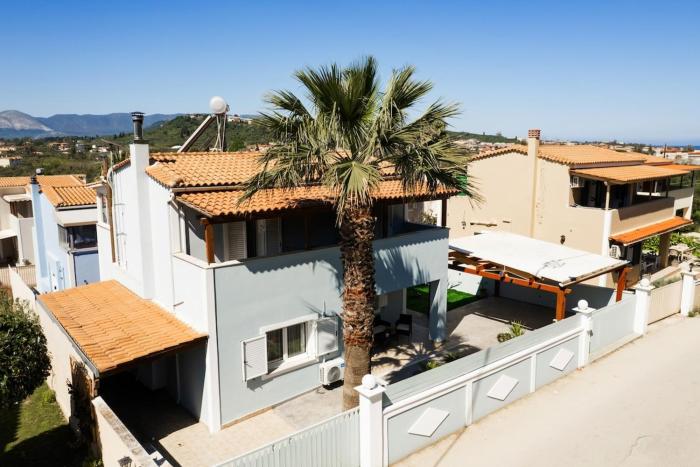 Elysium Villa, Refined Stay Close To Sandy Shore