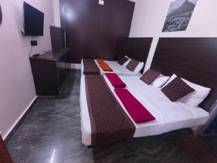 Shree chendur family residency non ac rooms