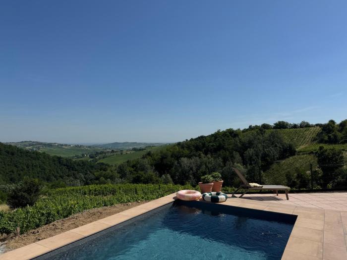 Villa Teresa - Villa & Piscina immersi nel vigneto!