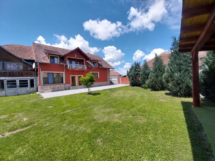 Serena House
