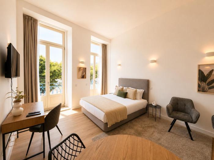 Ribeira Porto by MyStay - Self Check-in Hotel