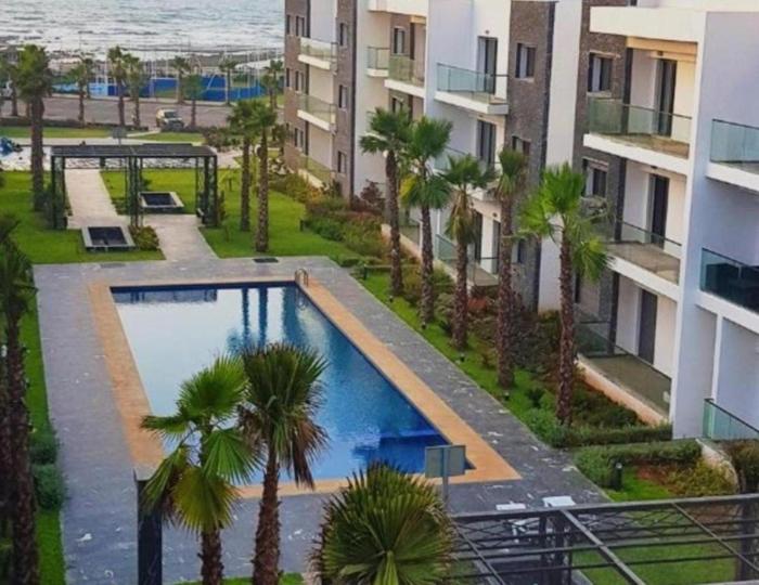 Location appart pieds dans leau à côté de la mer Dar Bouazza