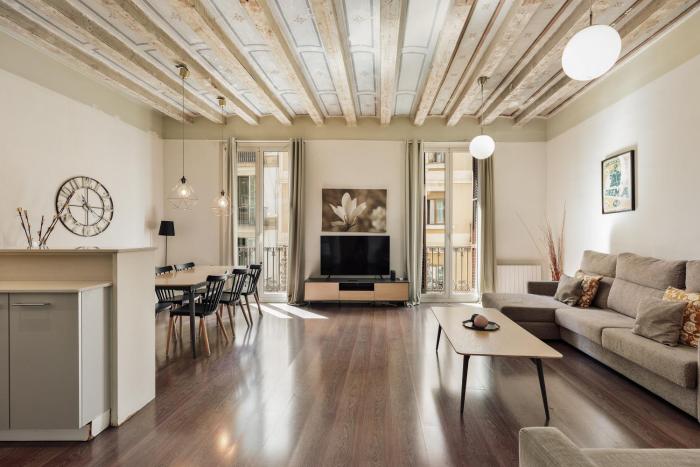 Rent Top Apartments near Plaza de Catalunya