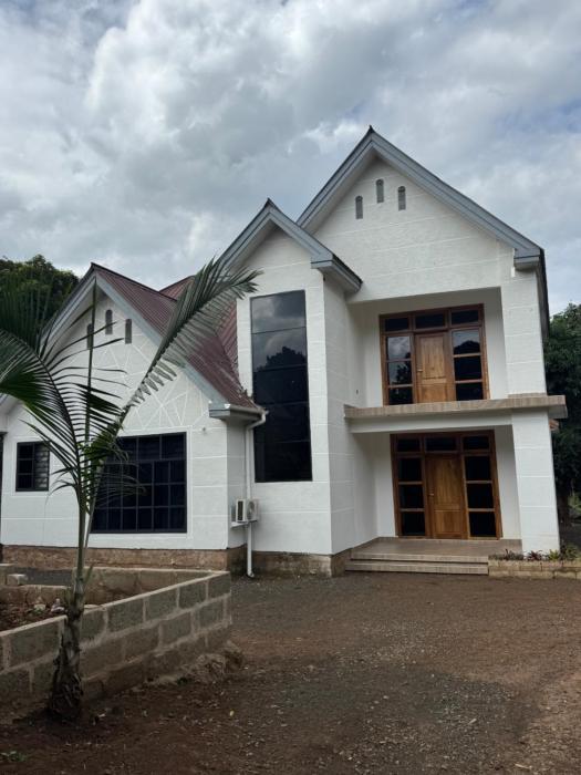 Kili Maisha Grand Home