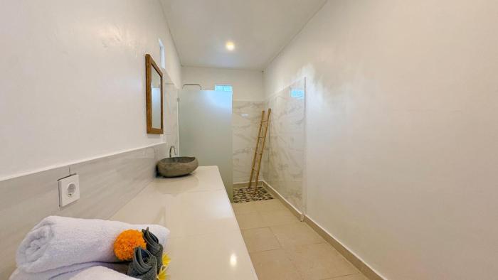 ANANDA BINGIN Guesthouse