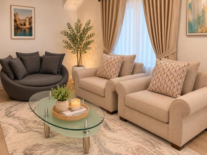 Shangri-La -Residence, walking distance to Sarit Centre , Marriot and Movenpick Hotel