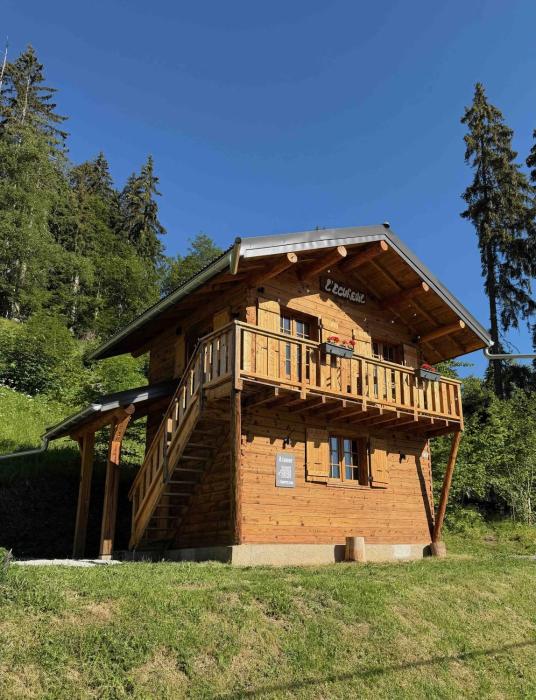 Le Squirrel - Cabin overlooking Mont Blanc