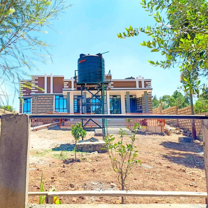Kampflo Peaceful Home with Private Compound -Eldoret