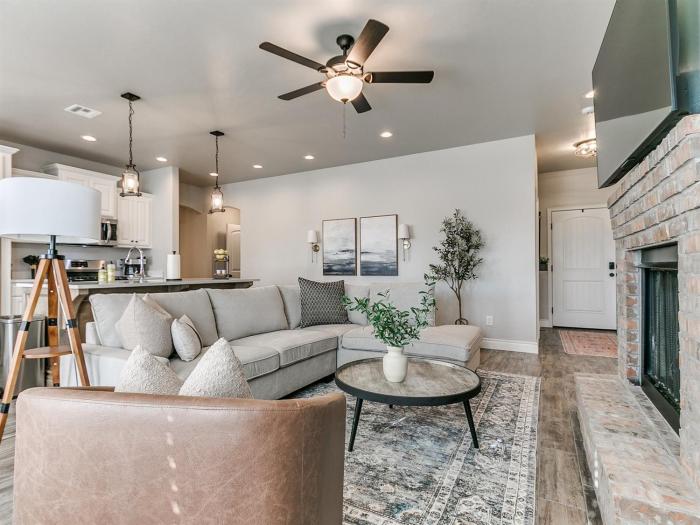 Excellent new home in wonderful neighborhood