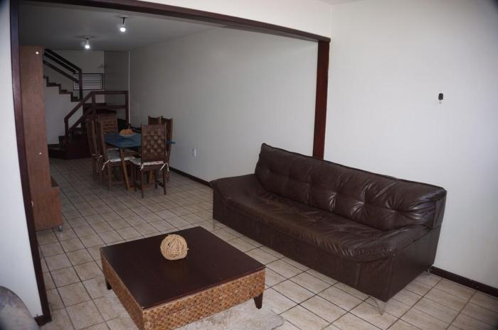 Apartamento Duplex a 500 metros do FIG,acomoda ate 14 hospedes