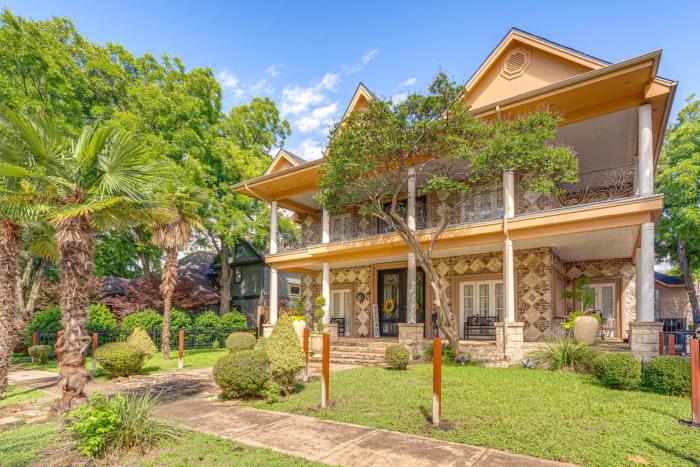 Luxe Old East Dallas Home in Historic Munger Place