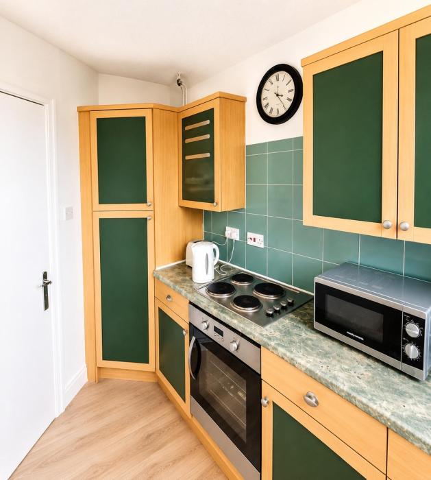 Cosy 1 bed flat hundred meters from MRI Hospital