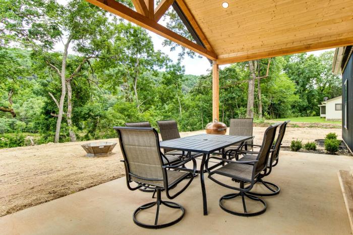 White River Retreat! Family Cabin