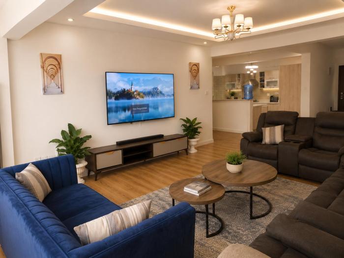 Stylish apartments Opp GTC and walking distance to Sarit and Movenpick Hotel