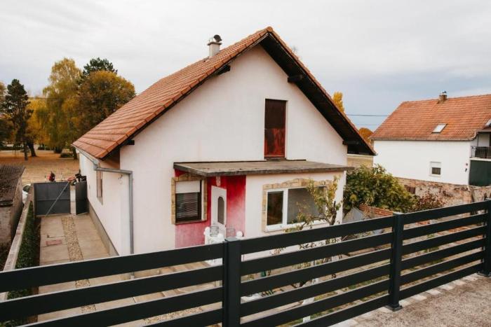 Holiday house with a parking space Vukovar, Slavonija - 27484