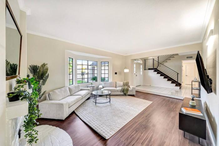 4BR House W Pool, Spa & Bonus roomoffice!