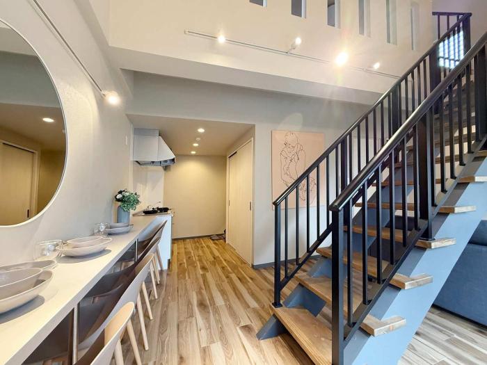 Clio Matoba by b hotel - 10-min Walk to Station Spacious Stay for 8 Guests