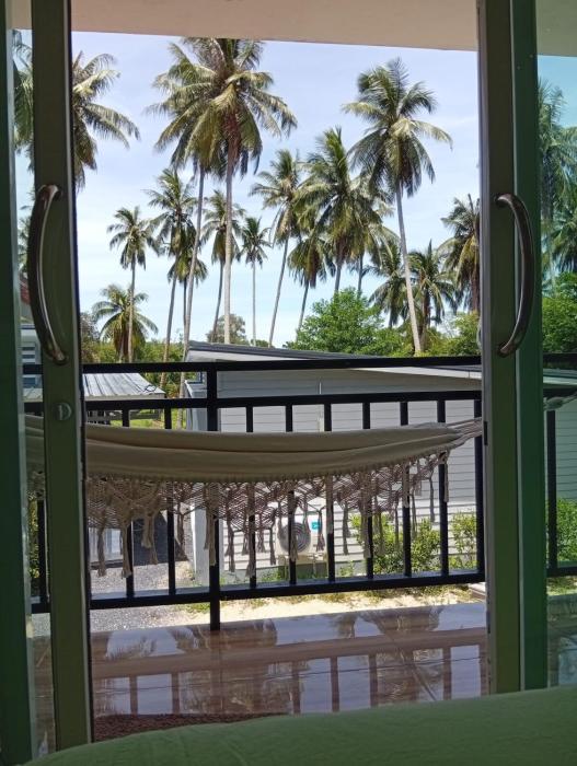 Peaceful Hin Kong Apartment with King Bed & Office