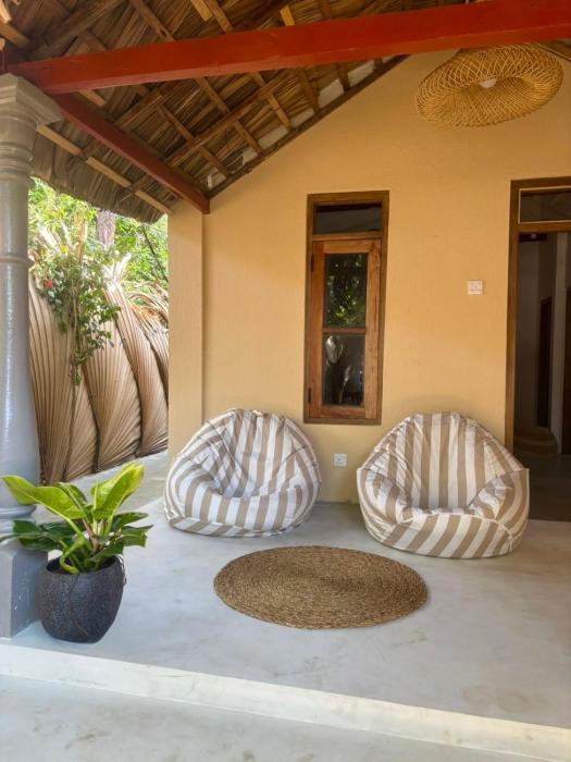 Reef Hostel Arugam Bay