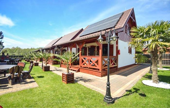 Awesome Home In Rusinowo With Sauna