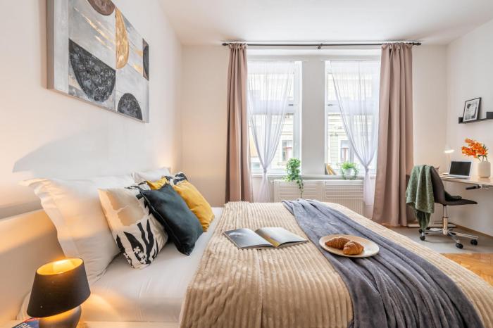 Prague Days - One Bedroom Apartment with Workspace and Netflix