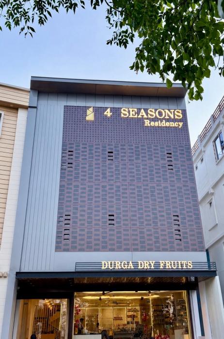 4 Seasons Residency
