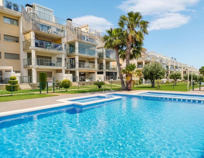 Green Oasis in Villamartin, Orihuela Costa