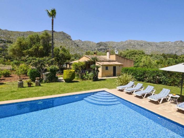 Holiday Home Haus mit Schwimmbad für 6 Personen 5 min vom Mee by Interhome