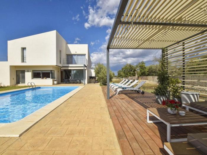 Holiday Home Wunderschönes Ferienhaus in Binissalem mit Priva by Interhome