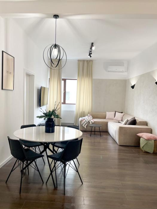 Ultracentral Prestige Apartment 2 Bdrm