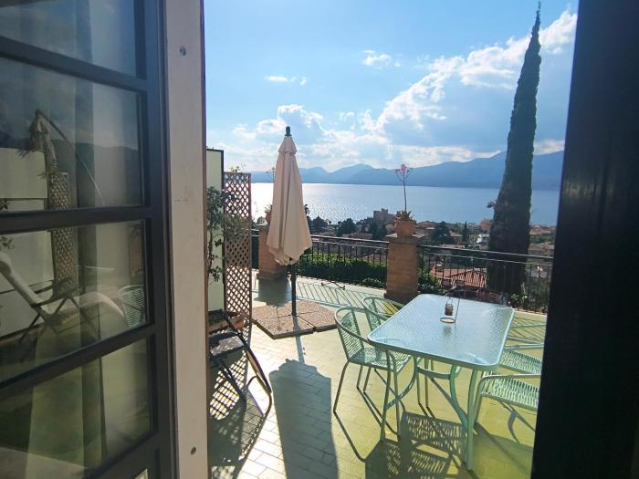 Villa Maria Lake View,7 minuti a piedi dal centro, parcheggio privato