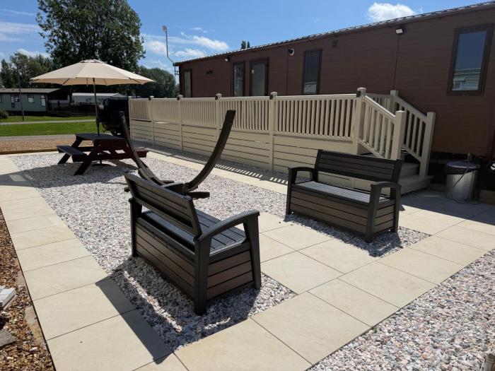 S & K Lodge Billing Aquadrome Holiday Park