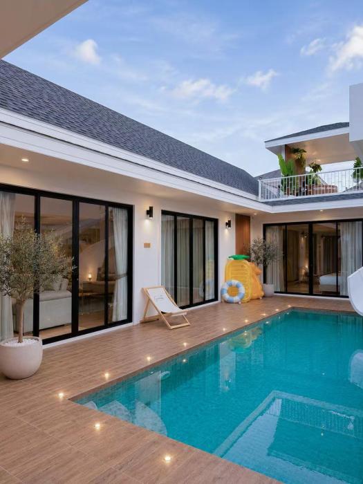 Sanook Poolvilla Cha-am Private Pool Villa for 16 Guests Karaoke Pet Friendly Ice Bath
