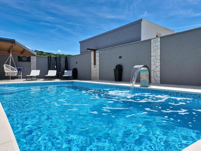 Villa Exotic by Interhome