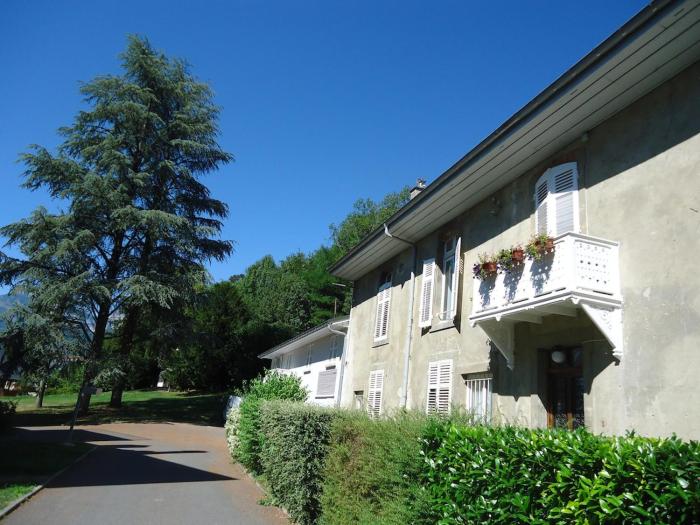 Joli appartement F3 dans lannexe du Chateau