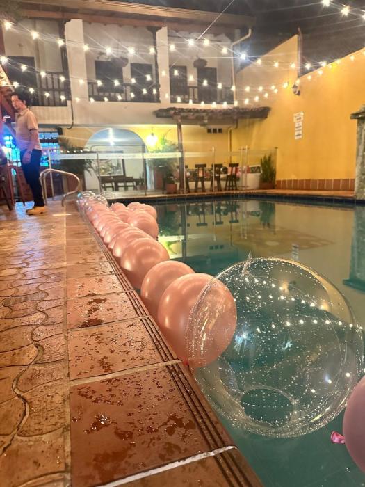 Habitación Privada con Aire Acondicionado y Piscina Cercana