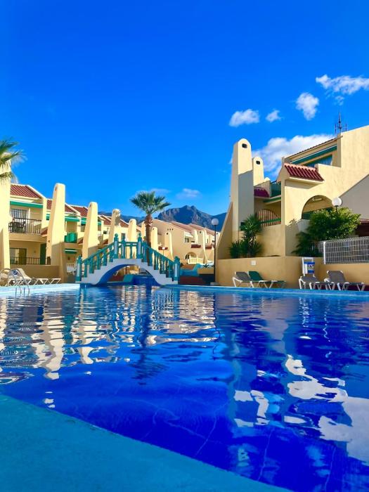 Costa Adeje Playa del Duque poolside apartment