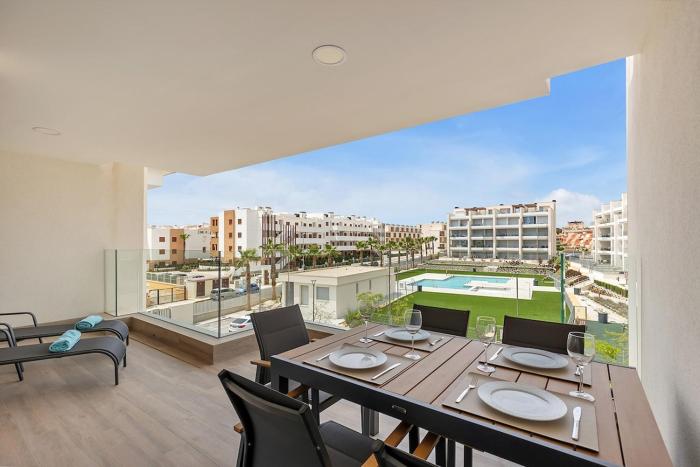 Villamartin House 2BR 2BA