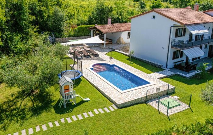 Amazing Home In Labin