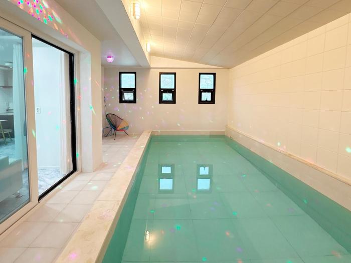 another one poolvilla